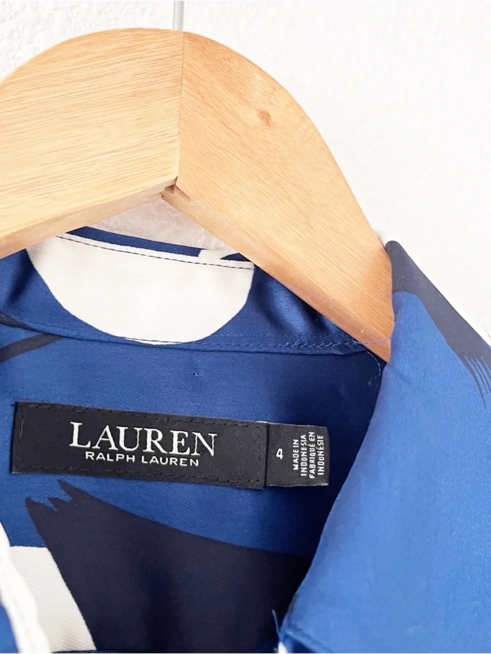 Lauren Ralph Lauren Blue Geometric-Print Satin Button Down Charmeuse Shirtdress - Picture 3 of 9
